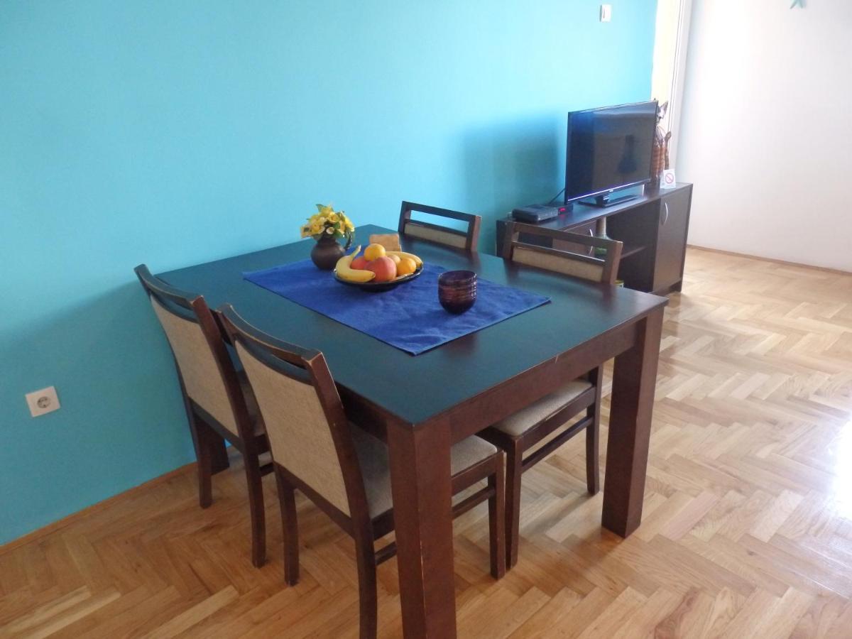 Apartment Erika 2 Novi Sad Exterior foto